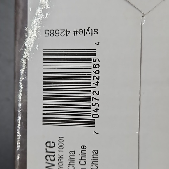 6 peice clear Skull shot glasses - Picture 6 of 6